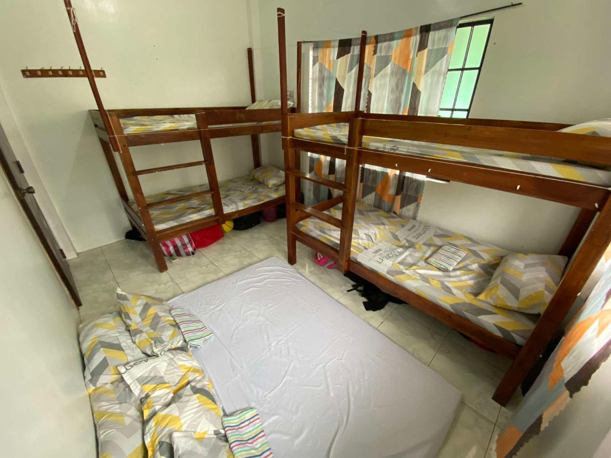 Apartamento Estrelle Orange House - Backpackers Hub Puerto Princesa Exterior foto